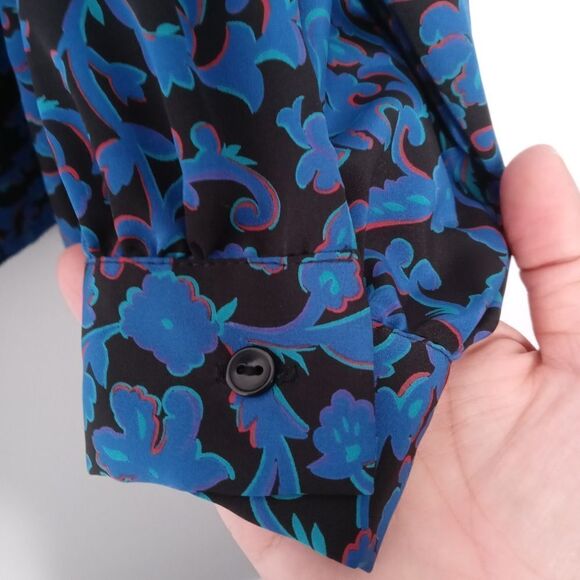 Pendleton blue floral blouse the keyhole on front - Picture 6 of 8